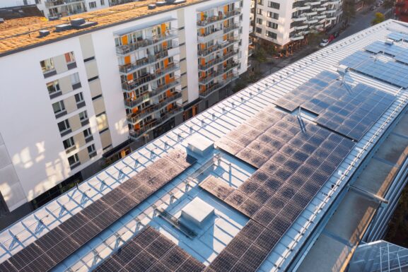 apartment common electricity cost rooftop solar